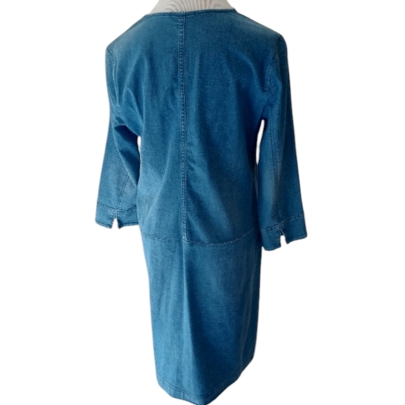 J.Jill Denim Dress. 3/4 Sleeve. Dropped Waist hem in back. Size 6. - Picture 5 of 6